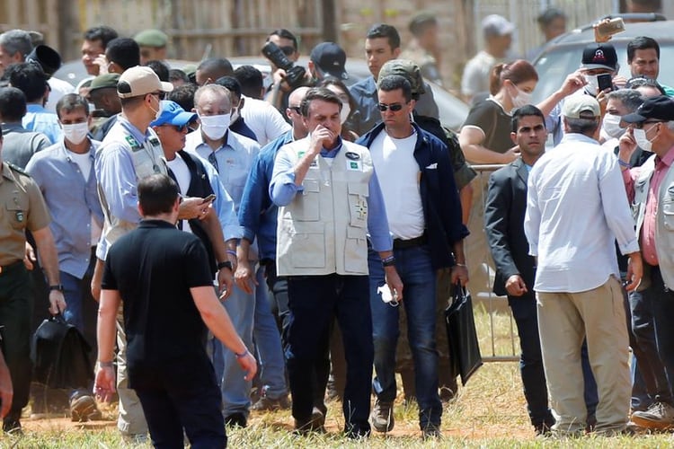 Jair Bolsonaro se opone a las medidas drásticas como el confinamiento total de la población para hacer frente al coronavirus (REUTERS/Adriano Machado)