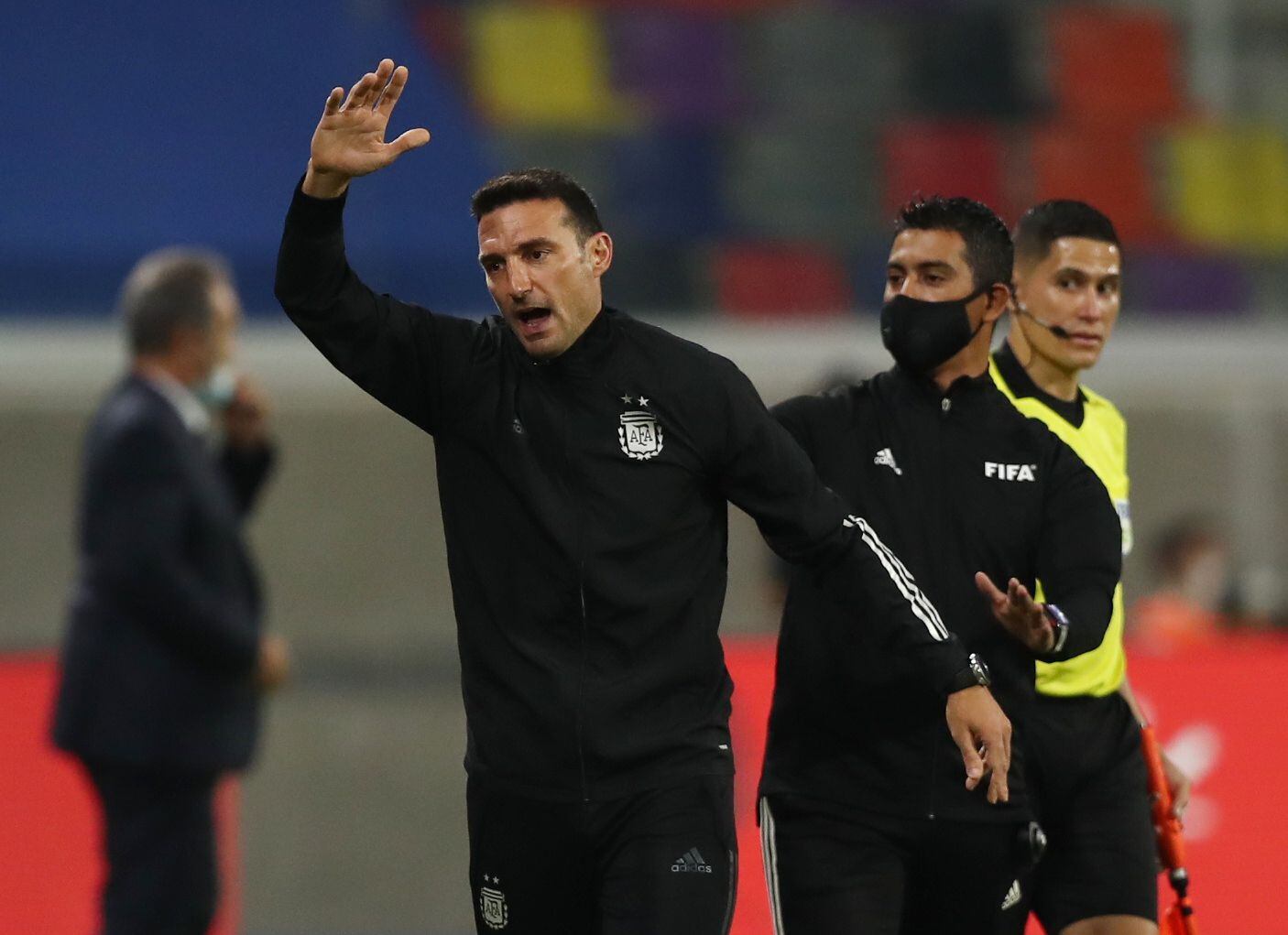 Scaloni no confirmó el equipo que enfrentará a Uruguay (Foto: Reuters)