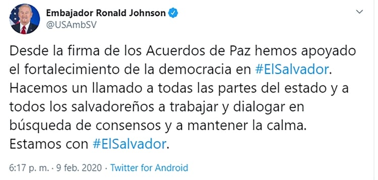 El tuit del embajador Ronald Johnson