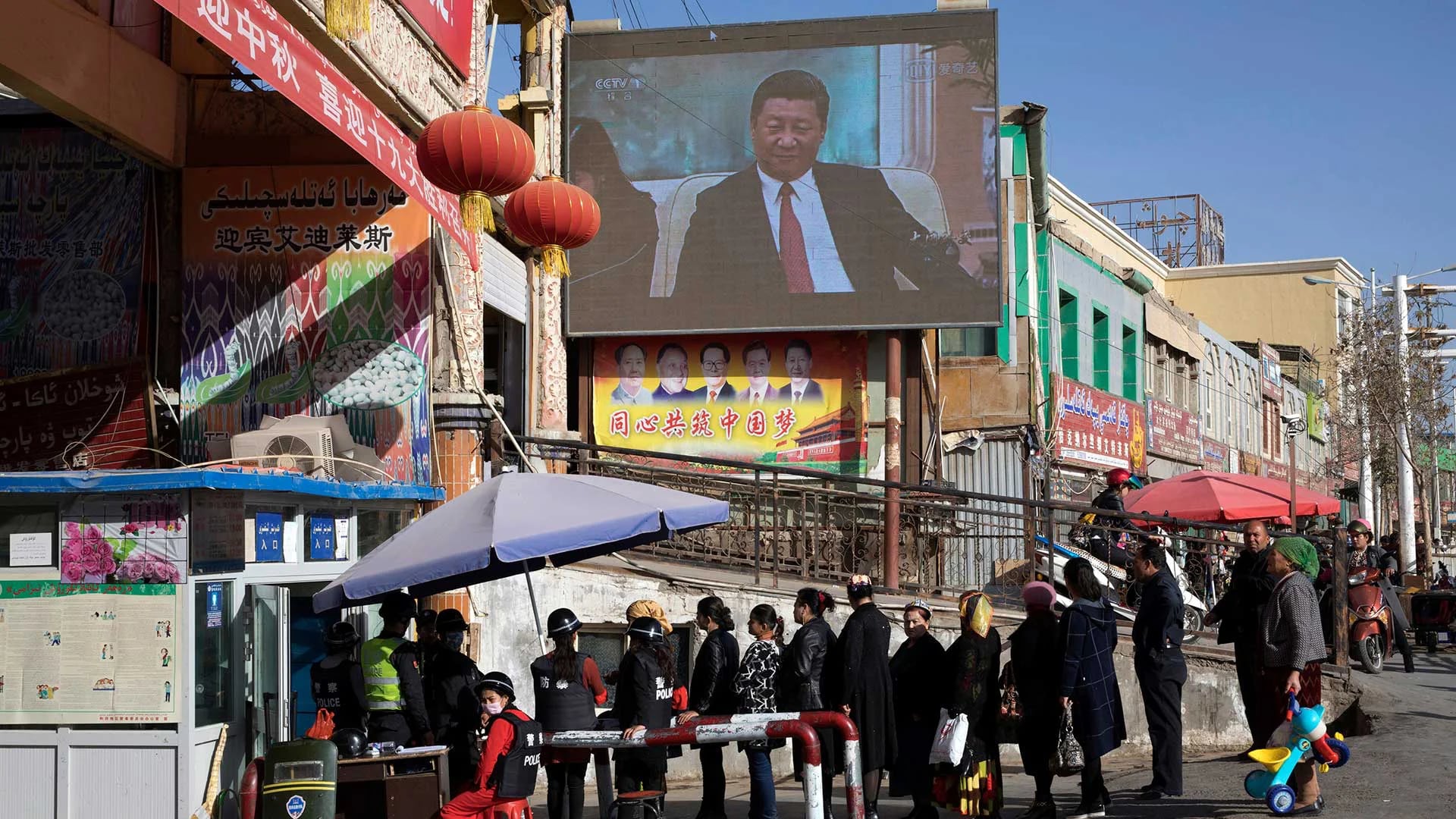 Las minorías musulmanas en la región de Xinjiang, China, sufren todo tipo de persecución. Para algunos el objetivo del régimen chino es eliminarlas (AP)
