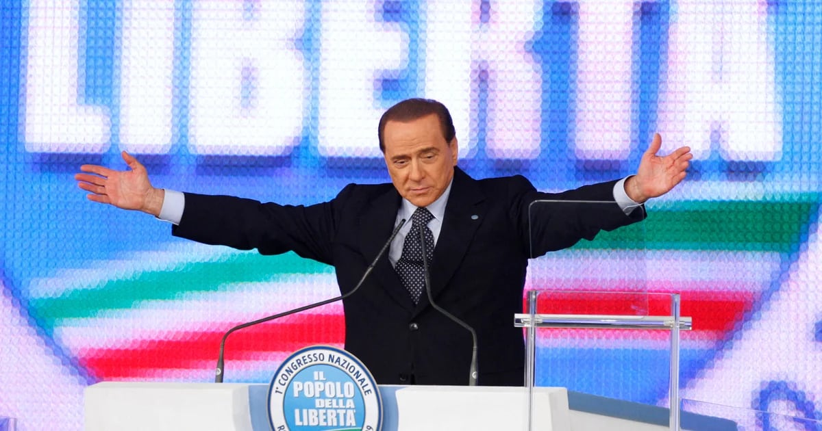 Silvio Berlusconi, il più grande seduttore italiano