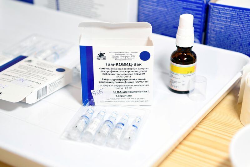 Dosis de la vacuna Sputnik V contra la enfermedad del COVID-19 en un centro de vacunación en Zilina, Eslovaquia, 7 de junio de 2021. REUTERS/Radovan Stoklasa
