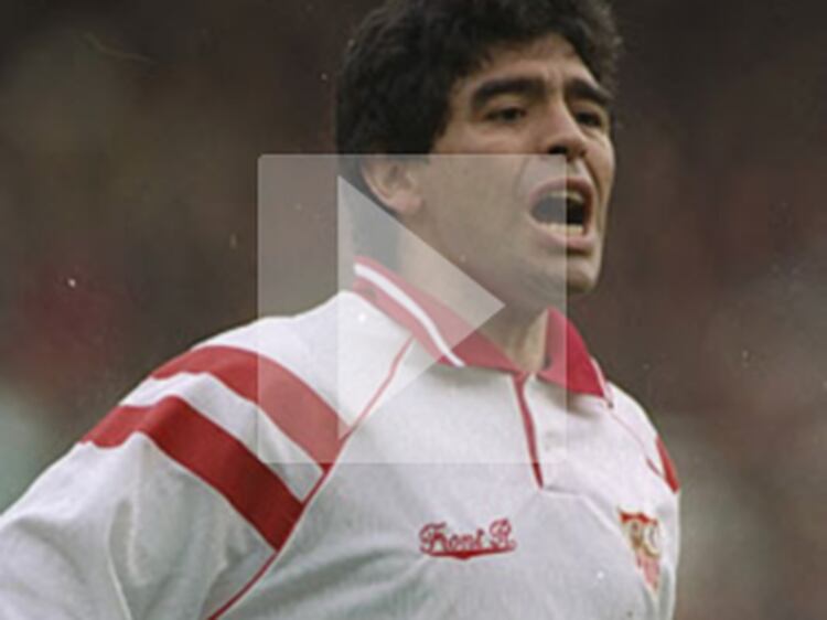 Diego Maradona Debutaba En Sevilla El Ultimo Club Europeo Que Lo Disfruto Infobae