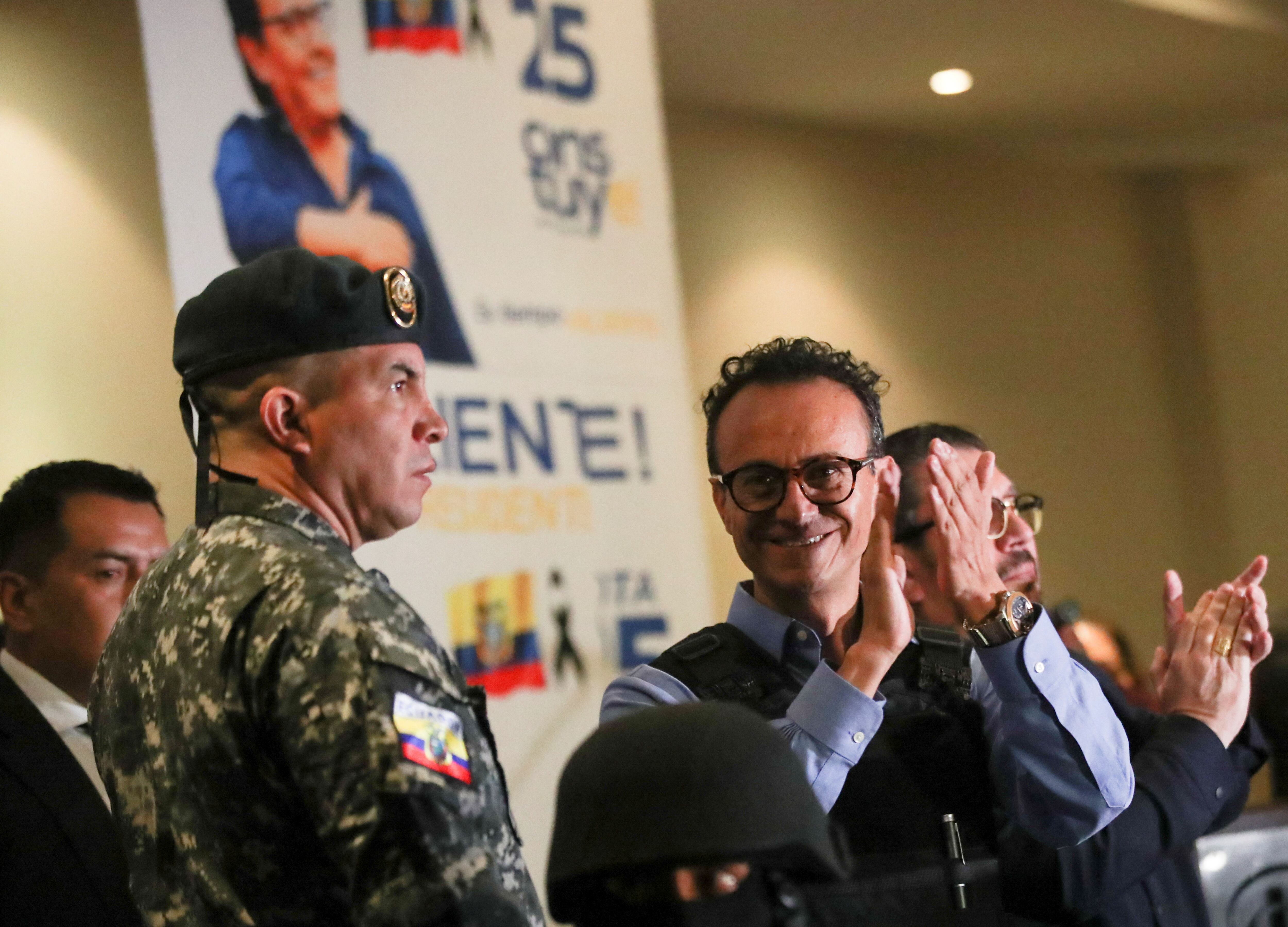 Christian Zurita, candidato reemplazante de Fernando Villavicencio, aceptó el tercer lugar en las elecciones. (REUTERS/Henry Romero)