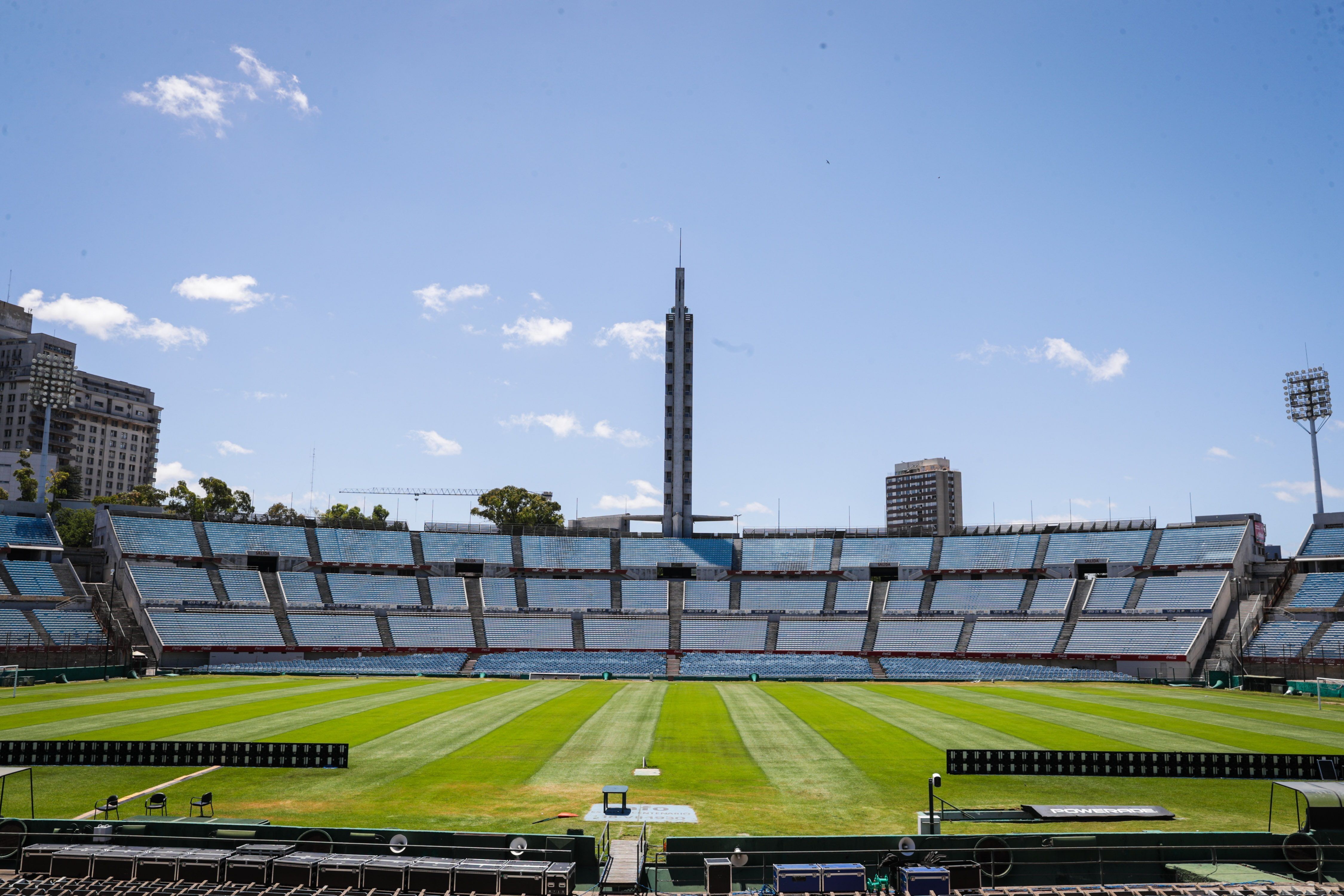The Centenario stadium is ready to host the final of the Copa Libertadores between Flamengo and Palmeiras (Photo: EFE)