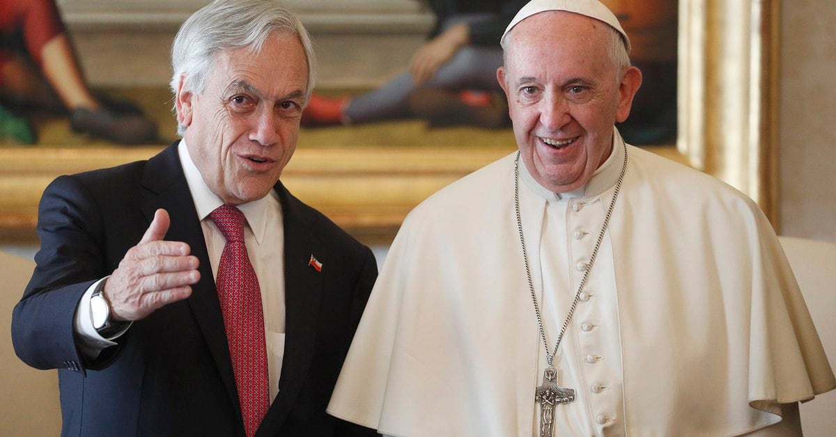 Pope Francis and Sebastián Piñera met for an hour at the Vatican