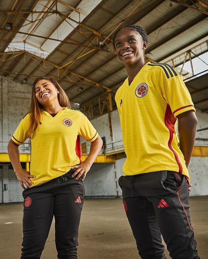 Esto es que cuesta la nueva camiseta de Colombia de fútbol Infobae