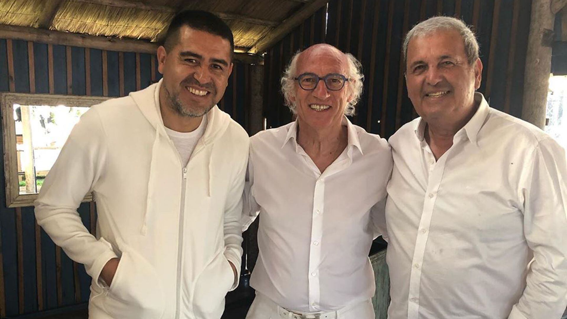 Ameal aseguró el acercamiento de Carlos Bianchi para colaborar con Boca (@chichealmozny)