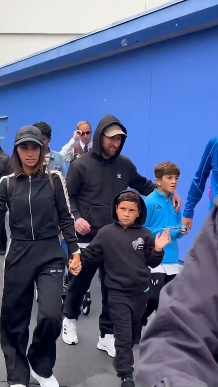 Lionel Messi aprovechó sus vacaciones para ir a Disney junto a su familia