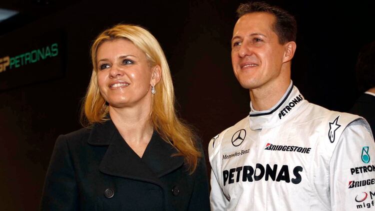 Corinna y Michael Schumacher durante la etapa del piloto en Mercedes (Hoch Zwei/ Juergen Tap)