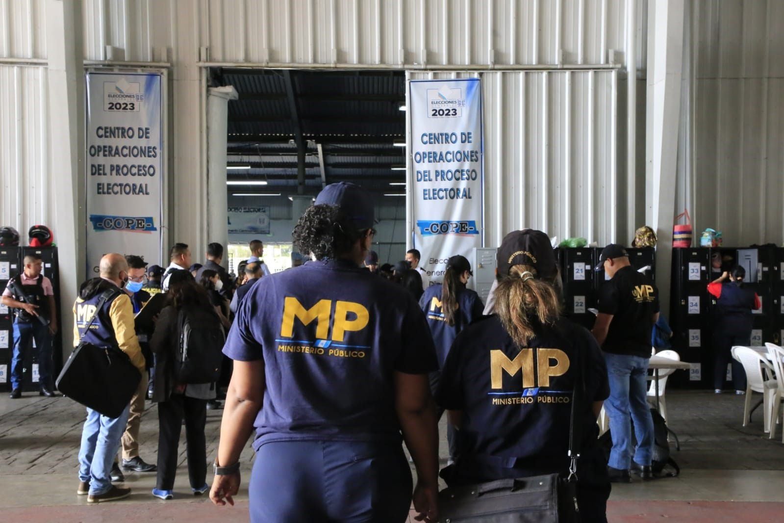 La Fiscalía Especial contra la Impunidad de Guatemala registró las instalaciones del Centor de Operaciones del Proceso Electoral del Tribunal Supremo Electoral (Foto: EuropaPress)