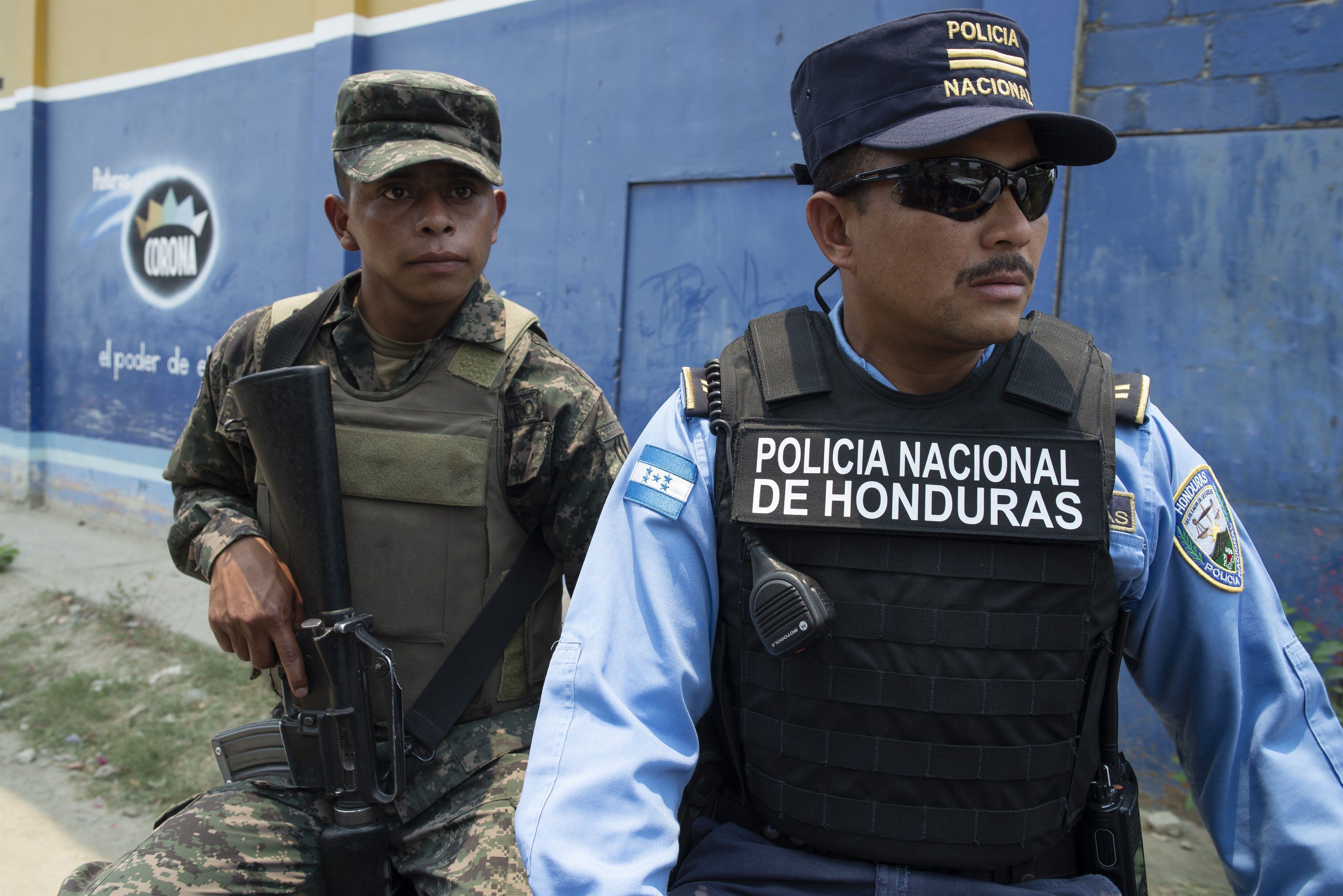 07/12/2022 Un militar y un policía hondureños (archivo)POLITICA CENTROAMÉRICA HONDURAS INTERNACIONALGILES CAMPBELL / ZUMA PRESS / CONTACTOPHOTO