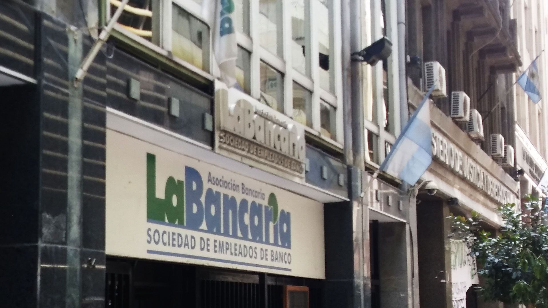 La Bancaria tuvo que levantar su paro