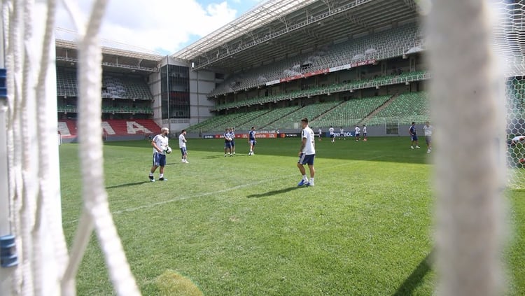 La SelecciÃ³n ya se encuentra en Belo Horizonte donde enfrentarÃ¡ a Paraguay (@Argentina)