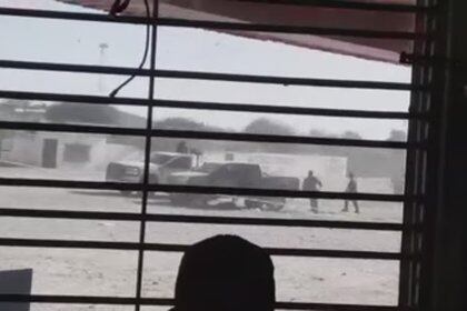 En Caborca, Sonora, se desató un enfrentamiento entre policías y sicarios (Foto: Twitter/AlexMtz_73)