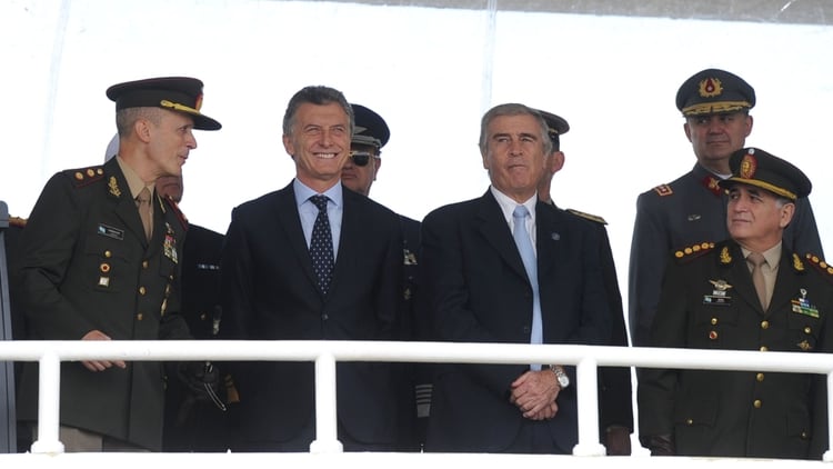 Mauricio Macri durante el Día del Ejército el año pasado