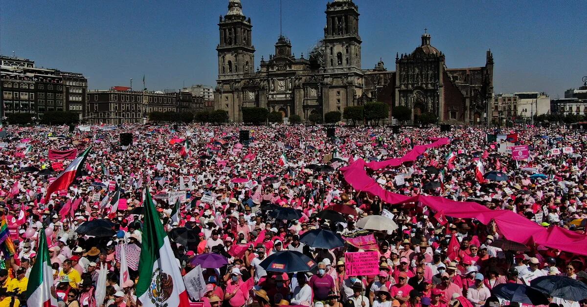 Thousands march in Mexico against electoral reforms