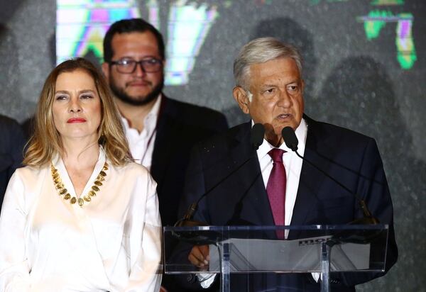 Andrés Manuel López Obrador se dirige a las mexicanos en su primer discurso como presidente electo. (REUTERS/Edgard Garrido)