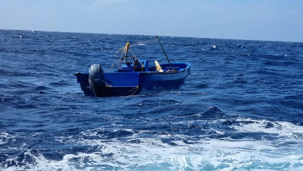 Rescataron a cuatro pescadores después de cuatro días a la deriva en el mar Caribe: “No veíamos tierra por ningún lado”