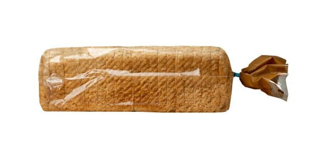 El pan de caja, un elemento esencial en la creación de este manjar, juega un papel crucial. La calidad del pan no sólo influye en el sabor, sino que también impacta en el contenido nutricional de la preparación.