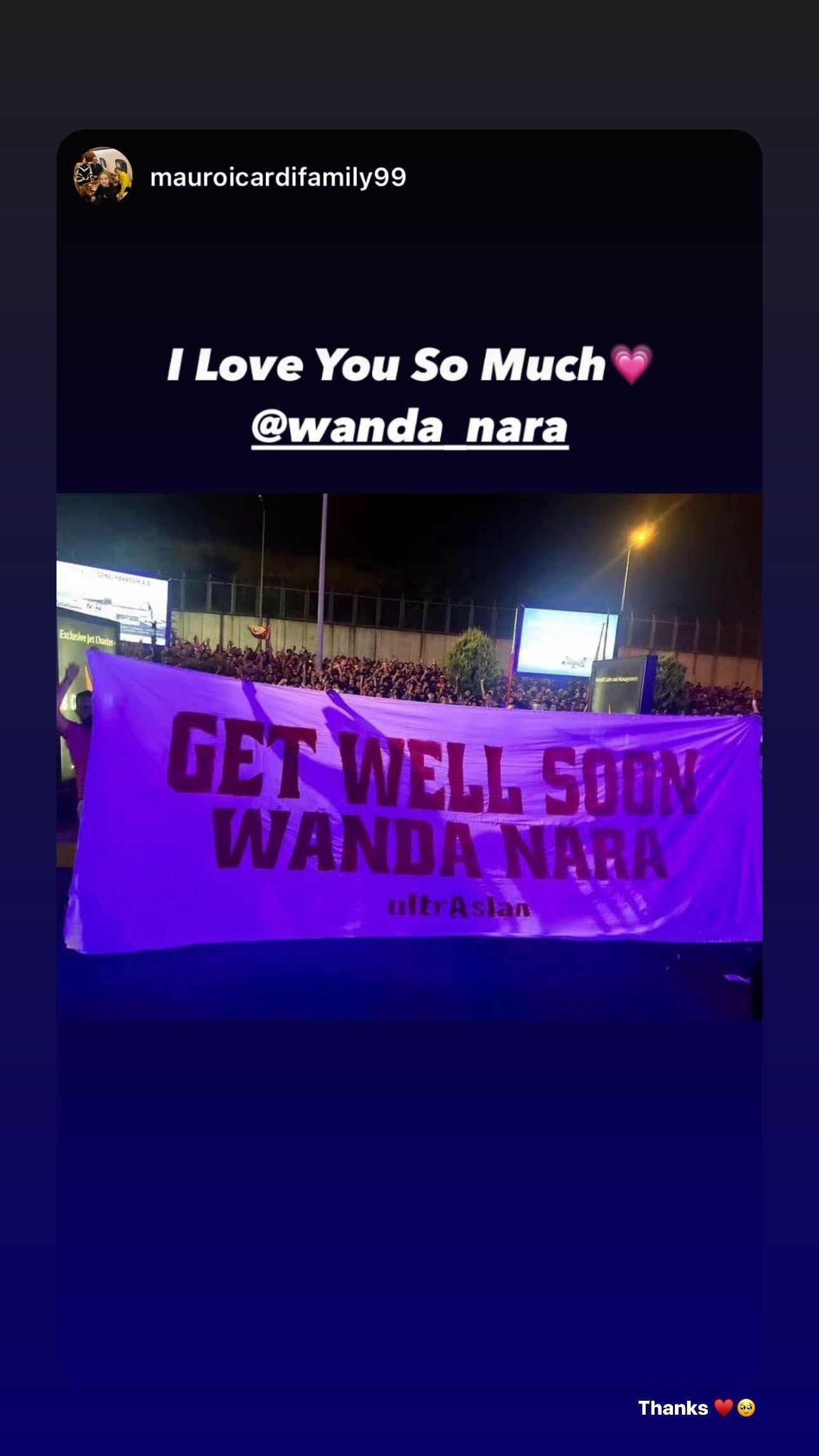 El cartel que emocionó a Wanda Nara al llegar a Turquía junto a su familia (Instagram)
