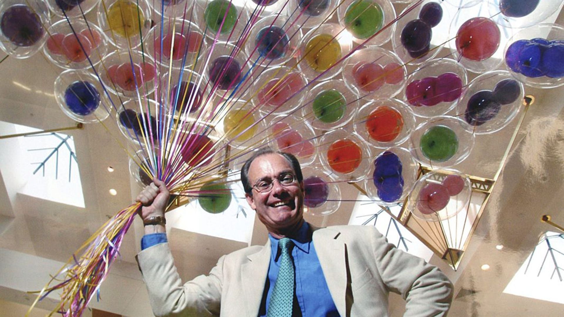Treb Heining, el dueño de la empresa que trabajó para la suelta de los globos. Tenía mucha experiencia: había sido responsable de la fiesta de varios Súper Bowls y las ceremonias de apertura y clausura de los JJOO de Los Angeles 1984