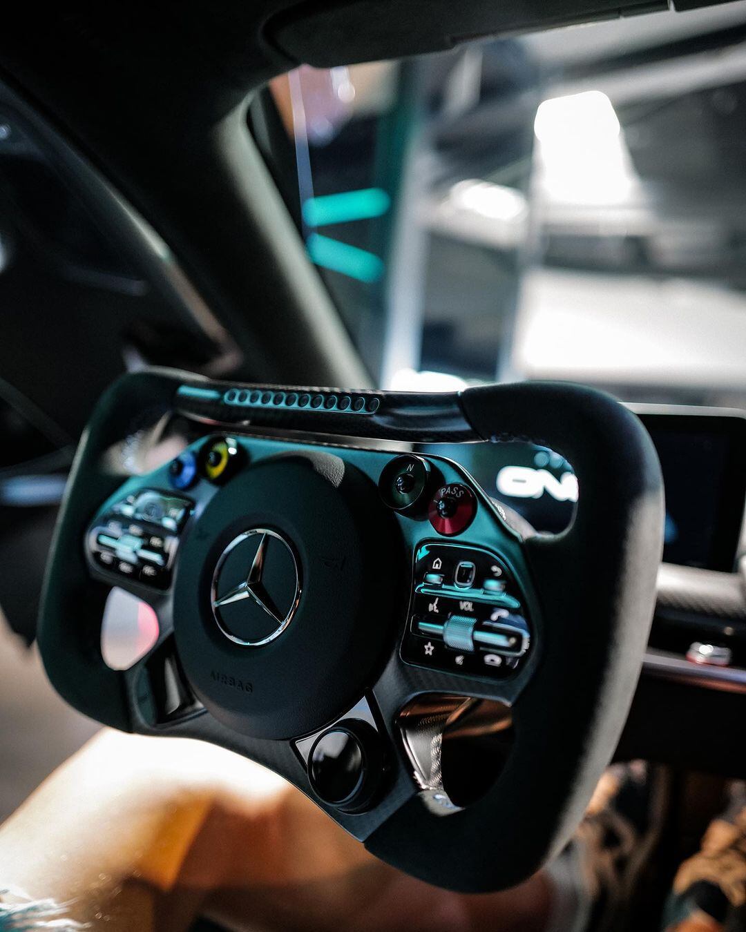 El nuevo auto Mercedes de Valtteri Bottas