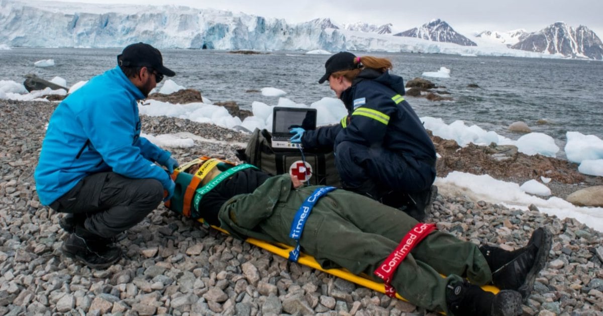 Mines, boats, planes and the Antarctic: how the medical system innovator works who sends the vital signs to a distance
