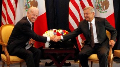 Biden y AMLO ya se conocieron una vez: en 2012, cuando el primer ministro era vicepresidente, el segundo candidato presidencial (foto: quartoscoro)