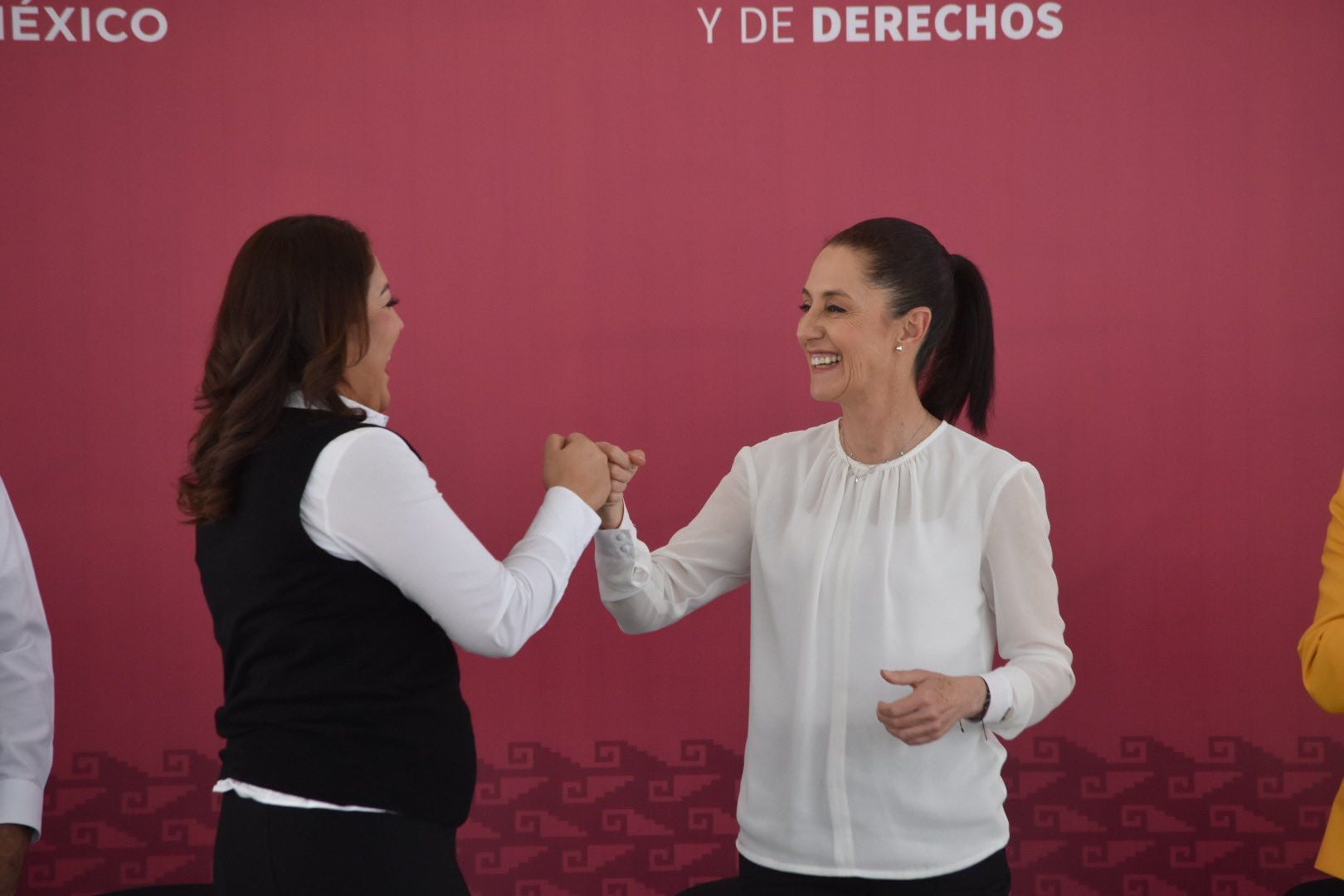 クラウディア・シェインバウムとベレニス・ヘルナンデス。写真:ツイッター @bereheca