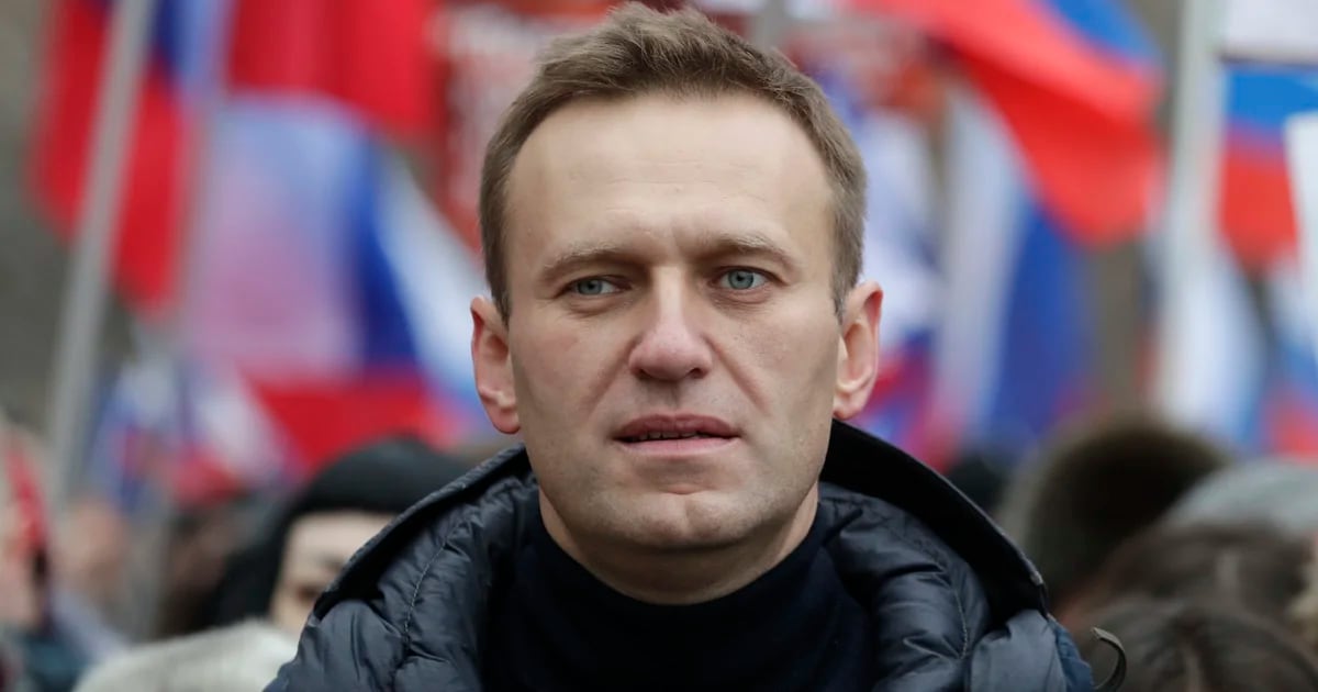 Alexei Navalny, un opositor clave de Vladimir Putin en Rusia, murió en prisión