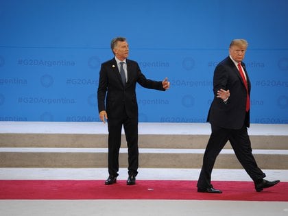 Trump y Macri en un saludo fallido de la cumbre del G20. El líder del PRO mantuvo una relación cordial con el presidente de los Estados Unidos durante su administración