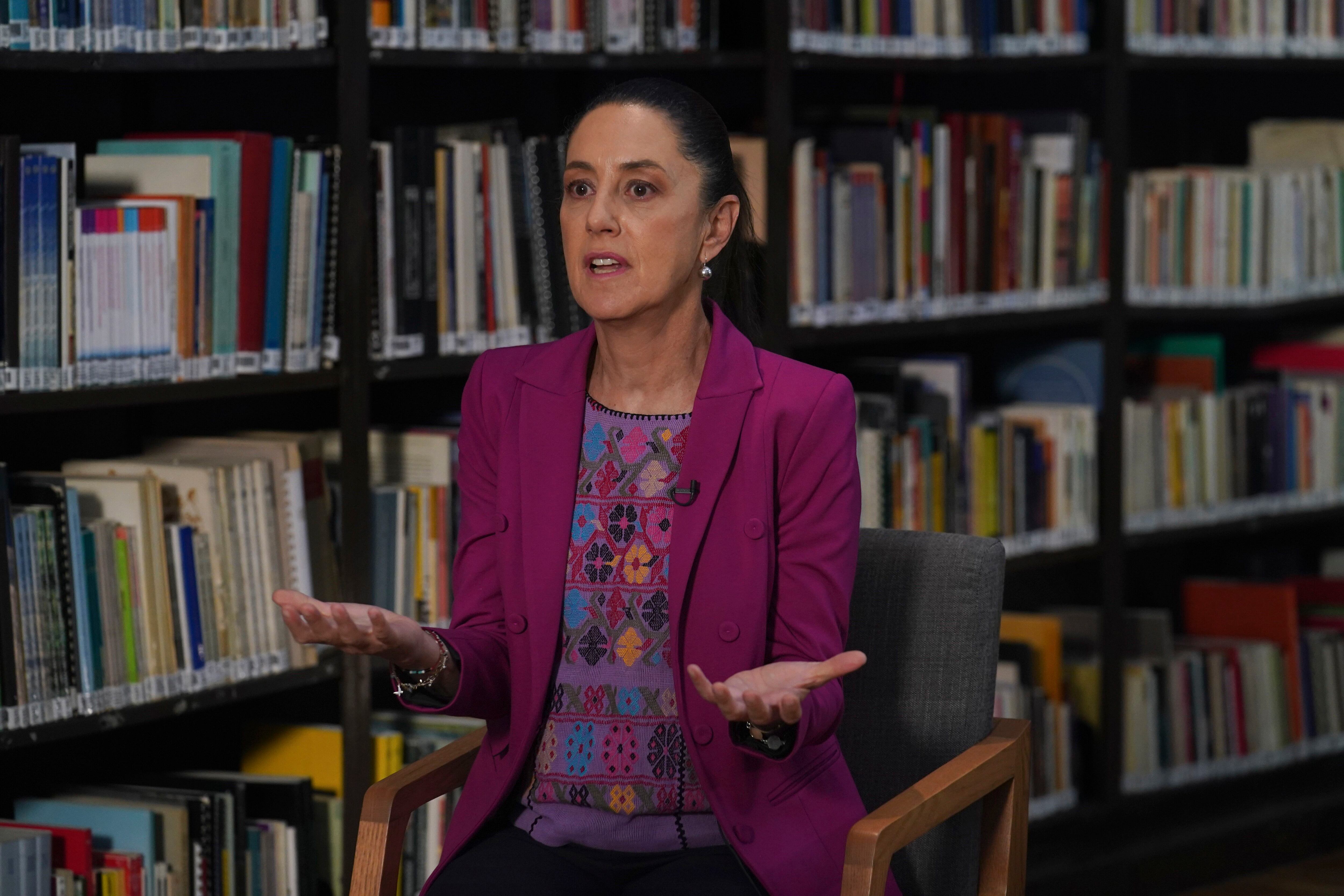 La jefa de gobierno de la capital de México, Claudia Sheinbaum es acusada de desvío de fondos
(AP Foto/Marco Ugarte)
