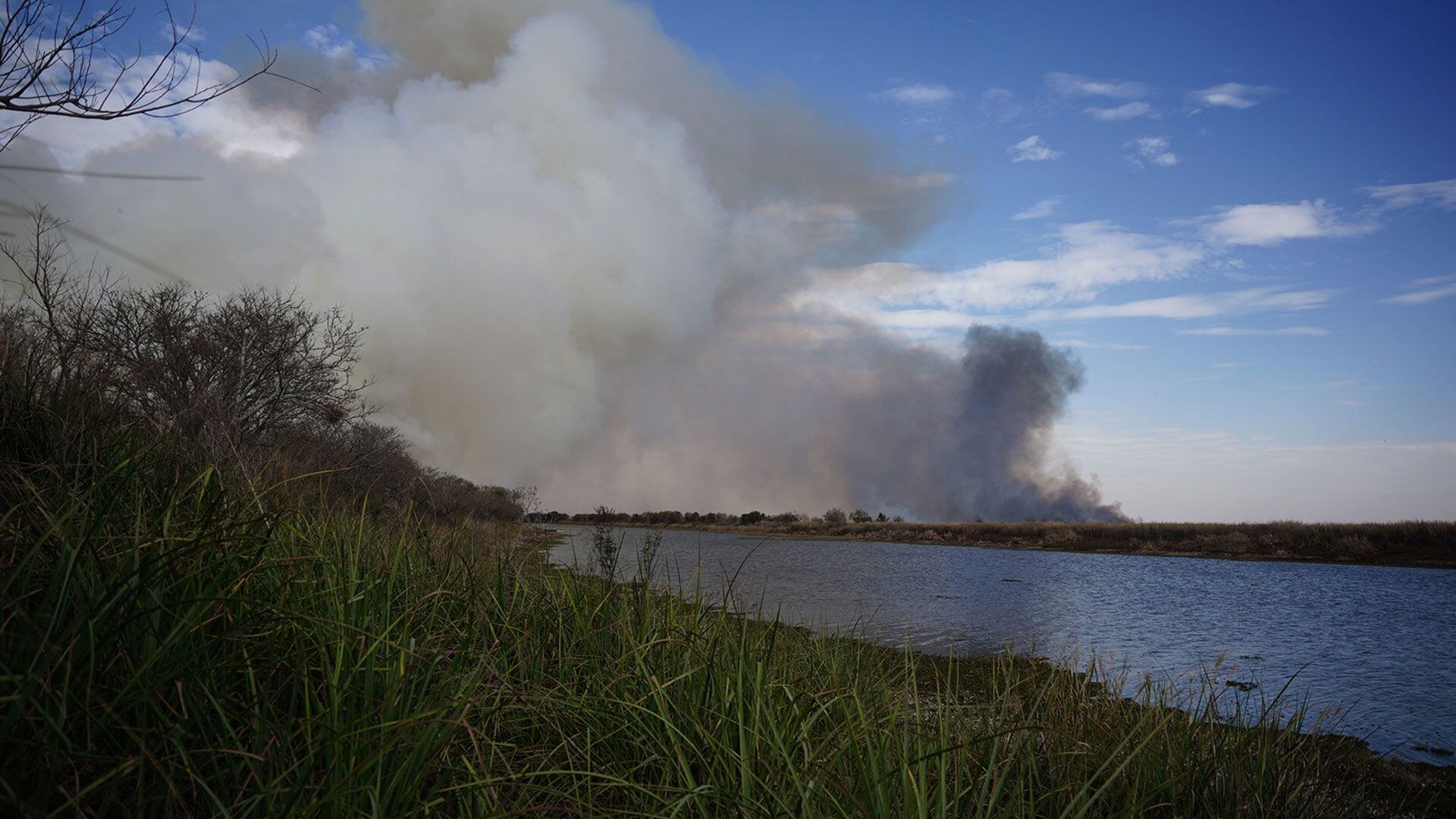 incendios humedales rosario 1