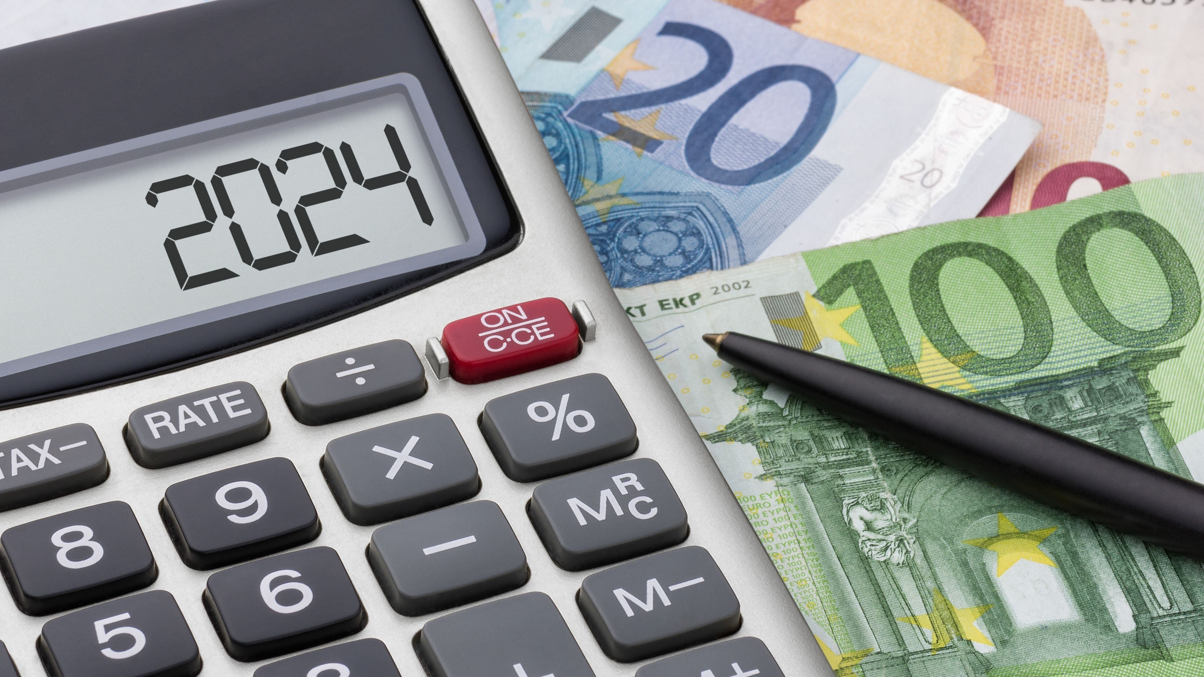 Euros en una calculadora (ShutterStock).