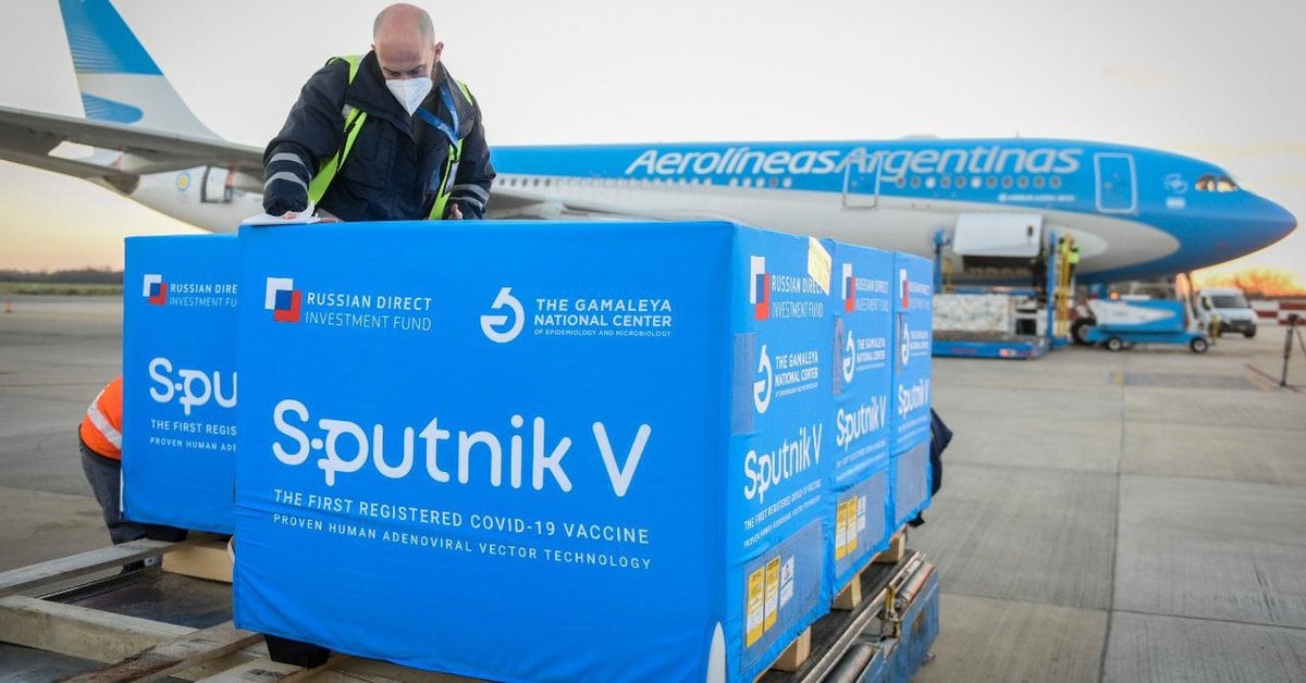A new shipment with doses of Sputnik V arrives in Argentina