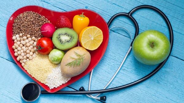 Es importante llevar una dieta sana para reducir los eventos de ataque cardíaco