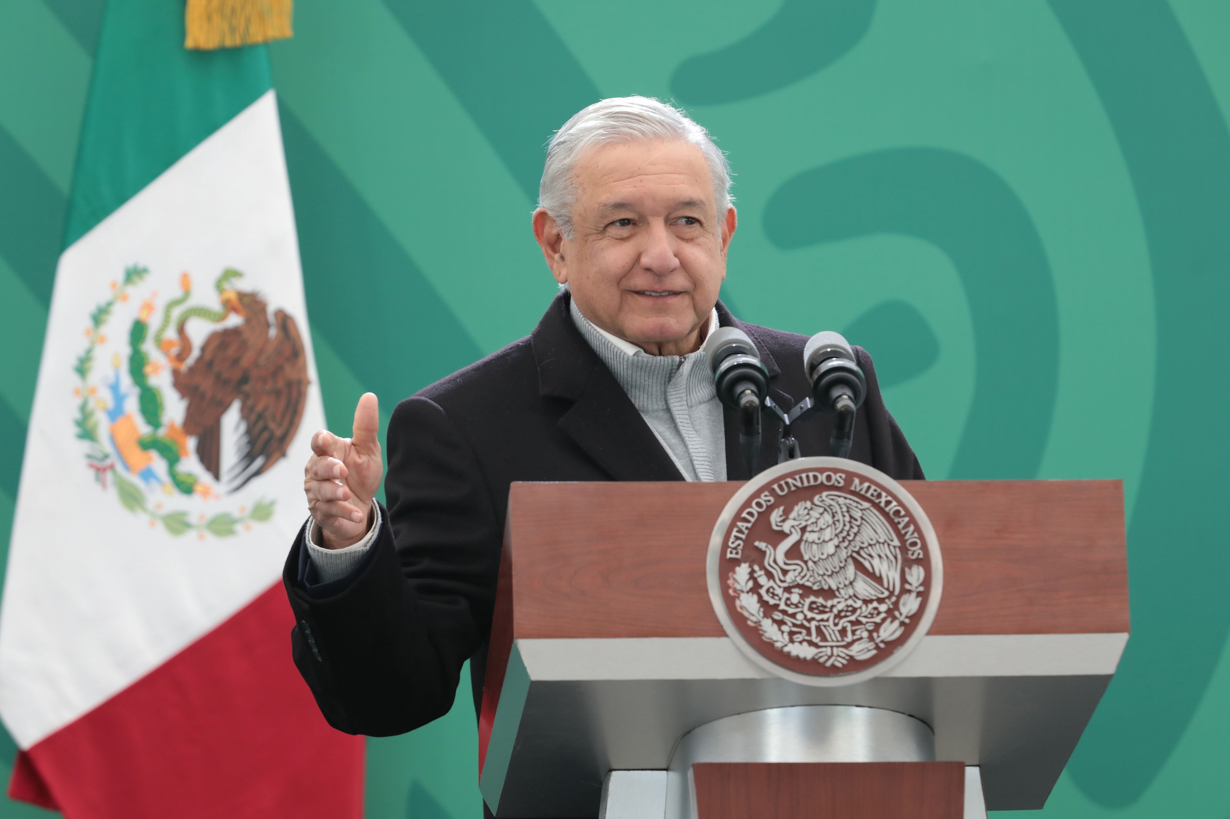 Andrés Manuel López Obrador informó que el próximo martes 7 de diciembre podría comenzar la vacunación de refuerzo a adultos mayores. (Foto: Presidencia)