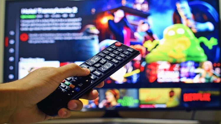 Netflix anunció que bajaría el bitrate para no sobrecargar la red. (Foto: Pixabay)