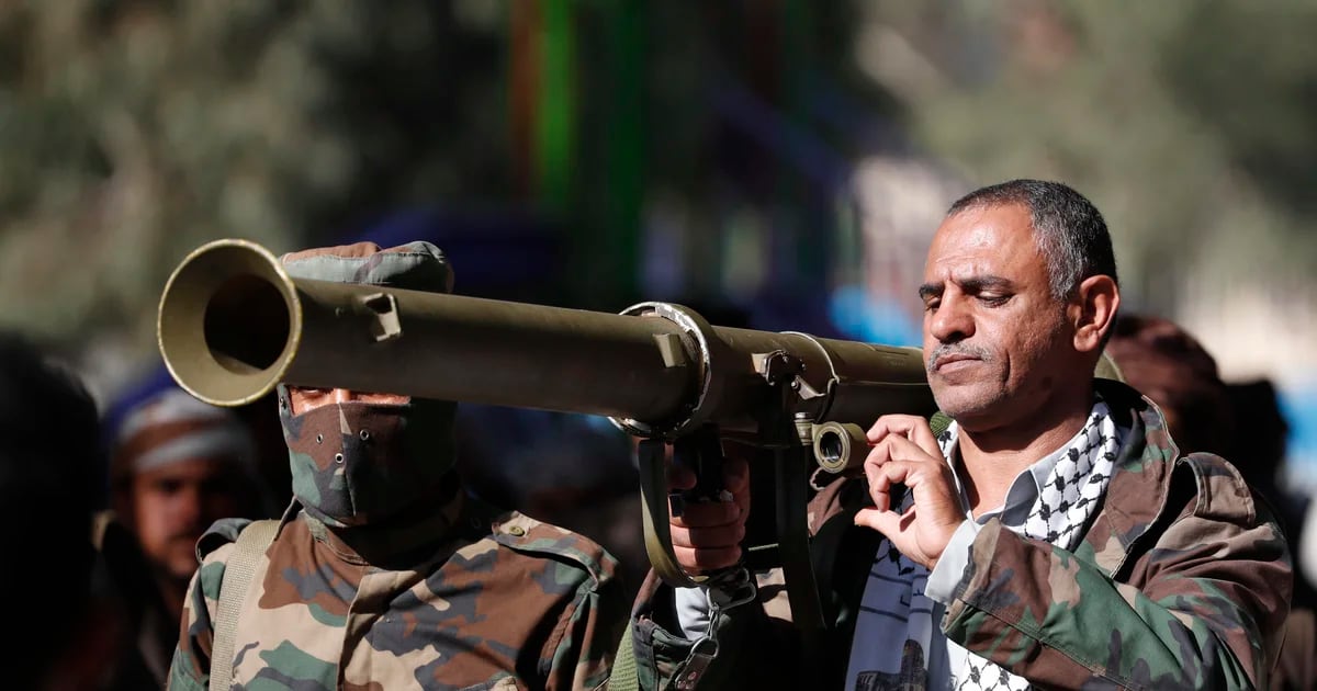 Houthi rebels in support of Hamas terrorists launched a missile attack on Israel's Eliot city.