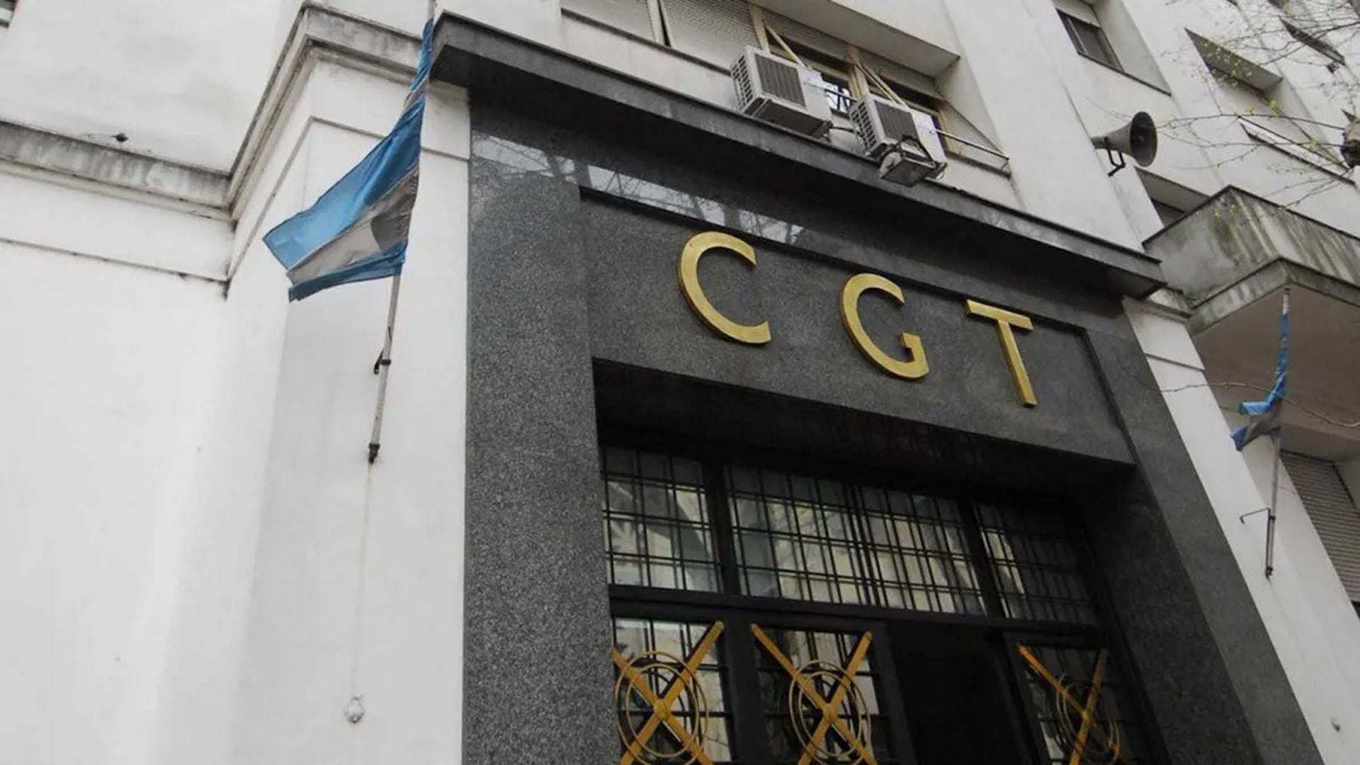 edificio de la CGT, en Azopardo 802