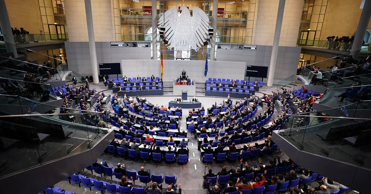 The German Parliament approves a new legal framework to combat the pandemic