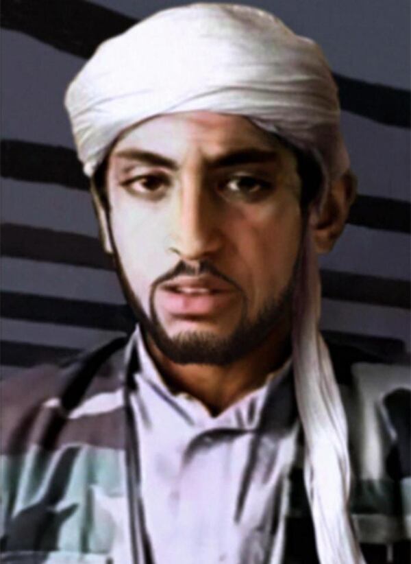 Así podría ser hoy Hamza Bin Laden, según una elaboración de CBS (CBS)