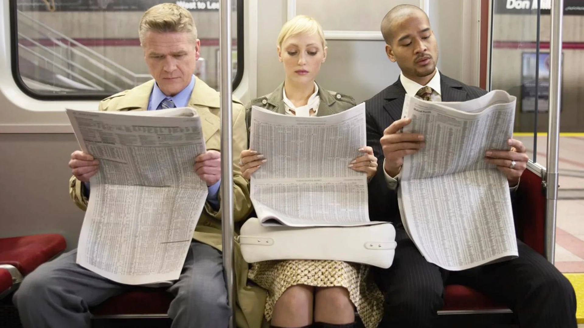 El término manspreading alude a la manera de sentarse de algunos hombres, en especial en el transporte público
