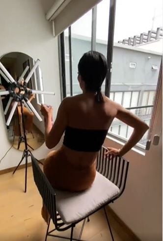 (Photo : Instagram/ @manelyk_oficial)