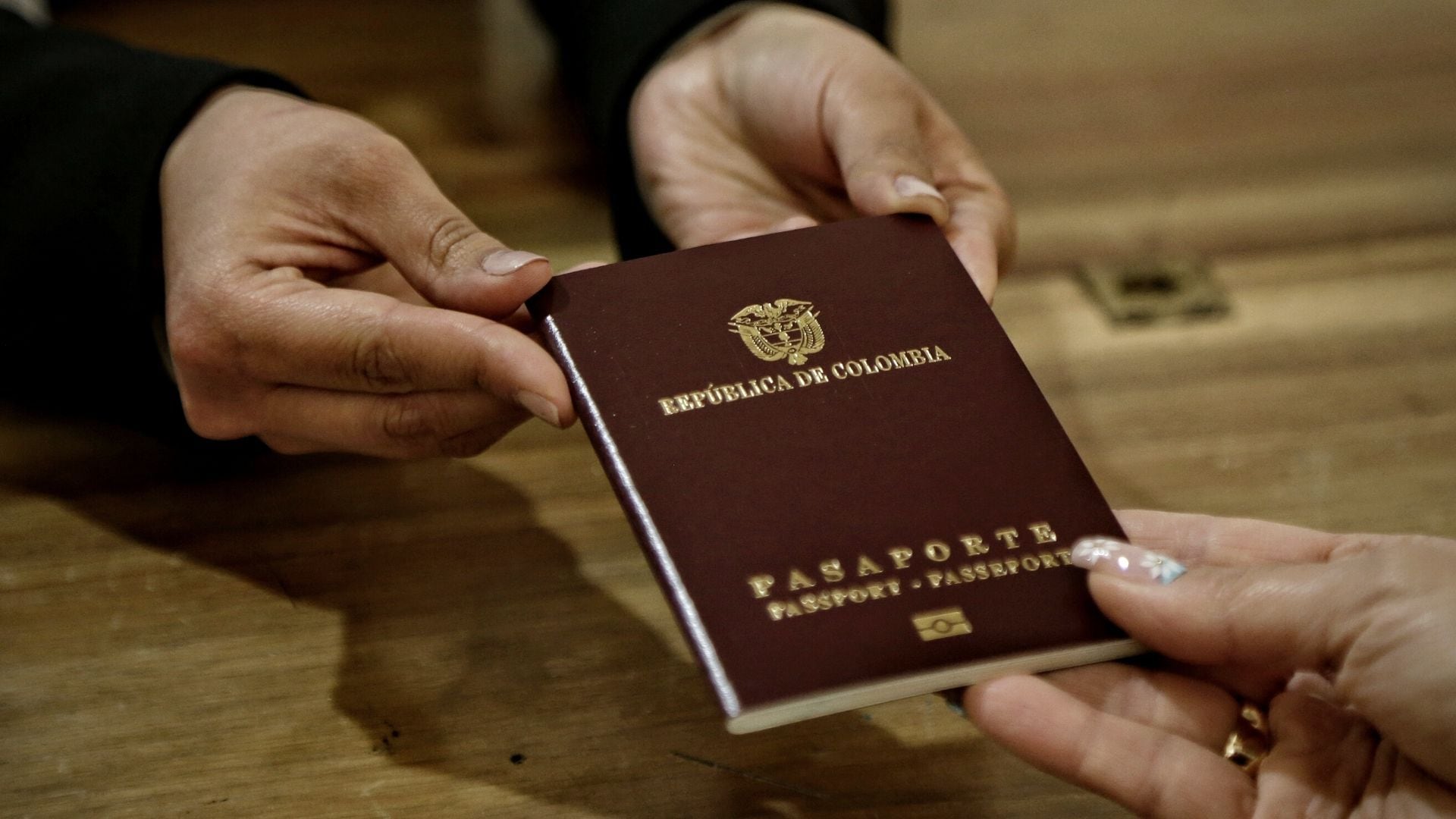 Colombianos pueden viajar a 90 países solo con su pasaporte y sin visa:  este es el listado - Infobae