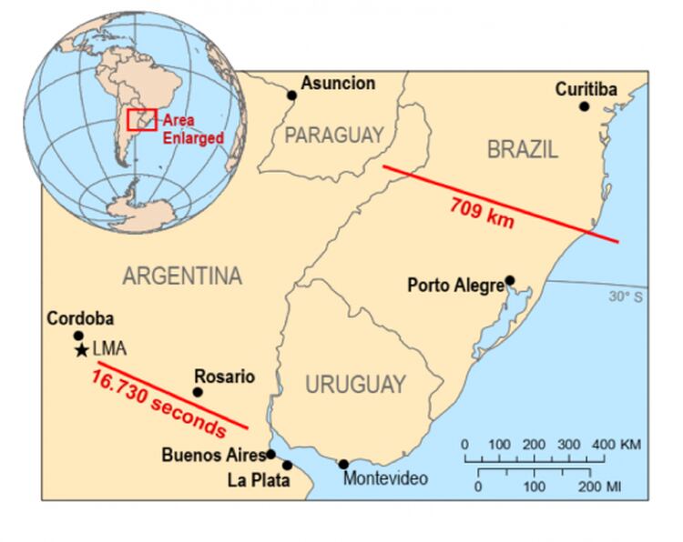 El mapa con el registro del rayo de mayor duración, en Argentina, y el de mayor extensión horizontal, en Brasil (Organización Meteorológica Mundial).
