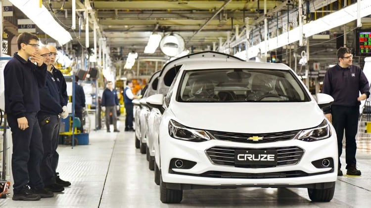 El Cruze, de General Motors, es otro de los modelos que se fabrican en el país