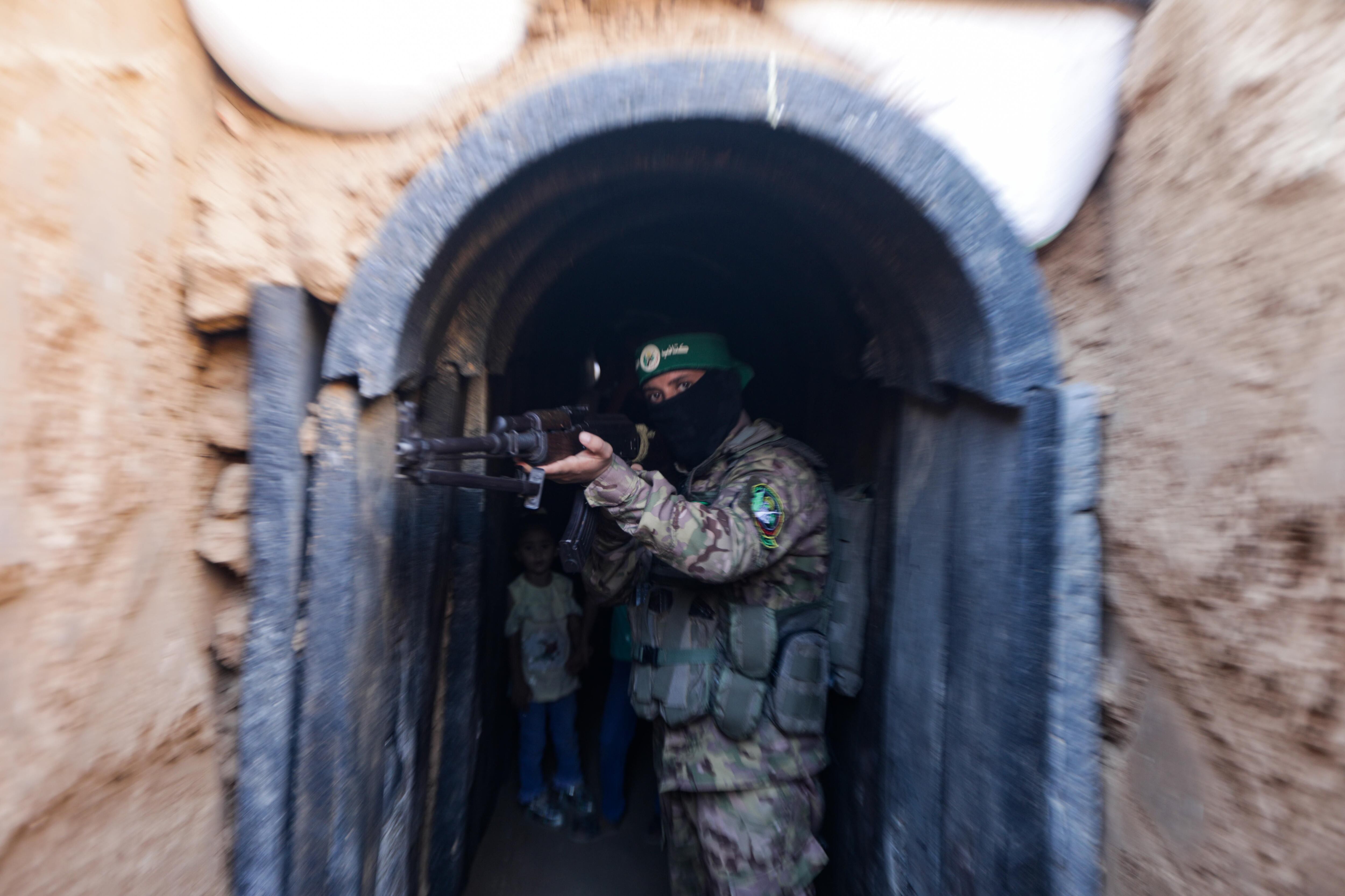 Una muestra de armas y túneles del brazo armado de Hamas en el centro de la Franja de Gaza (archivo)