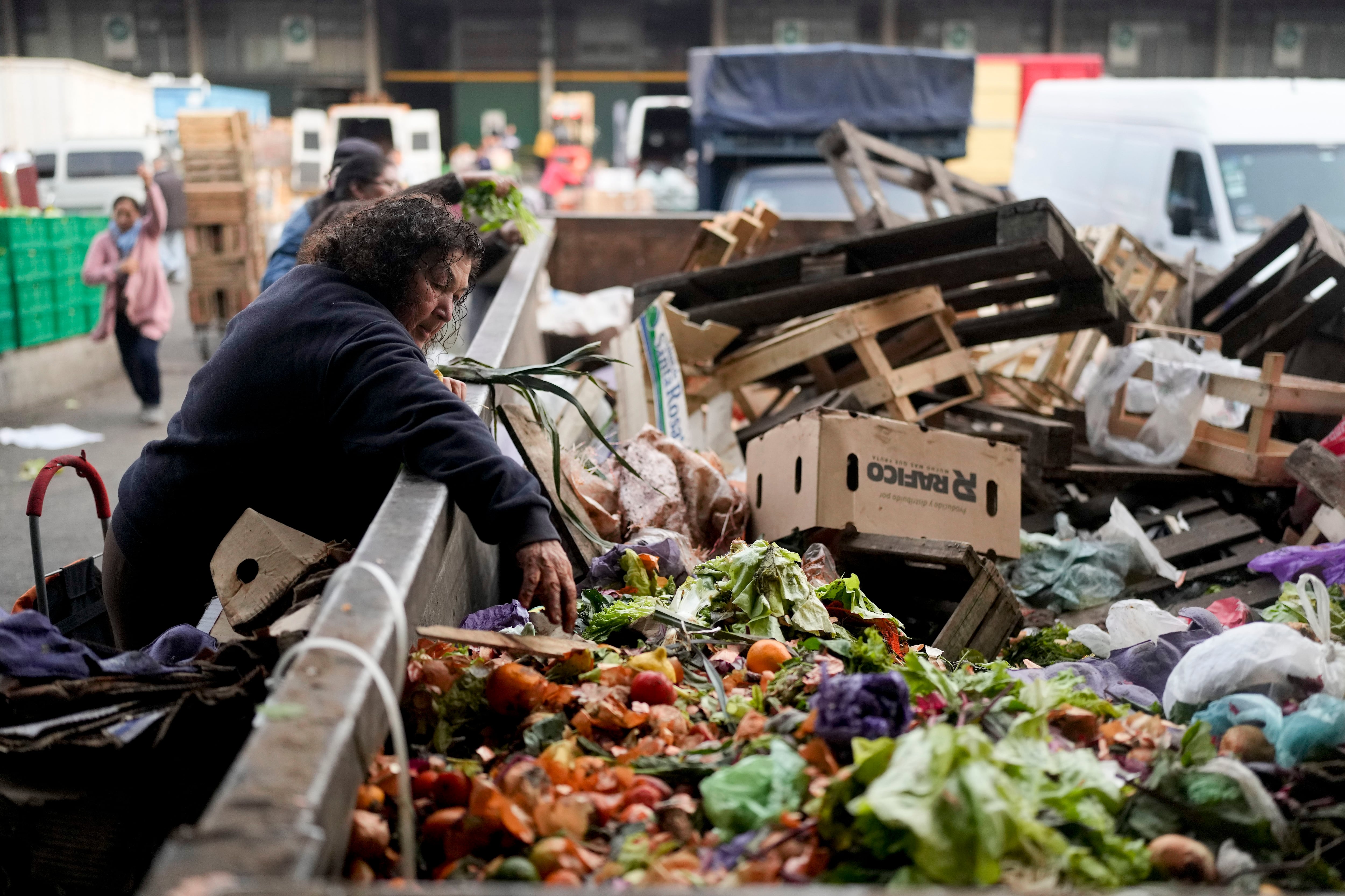 El problema inflacionario del país no es unicausal, en el sentido de que convergen en el fenómeno problemas monetarios, desequilibrios fiscales, deficiencias del mercado de capitales y desajuste de expectativas sobre la evolución de la trayectoria de precios futuros (AP)